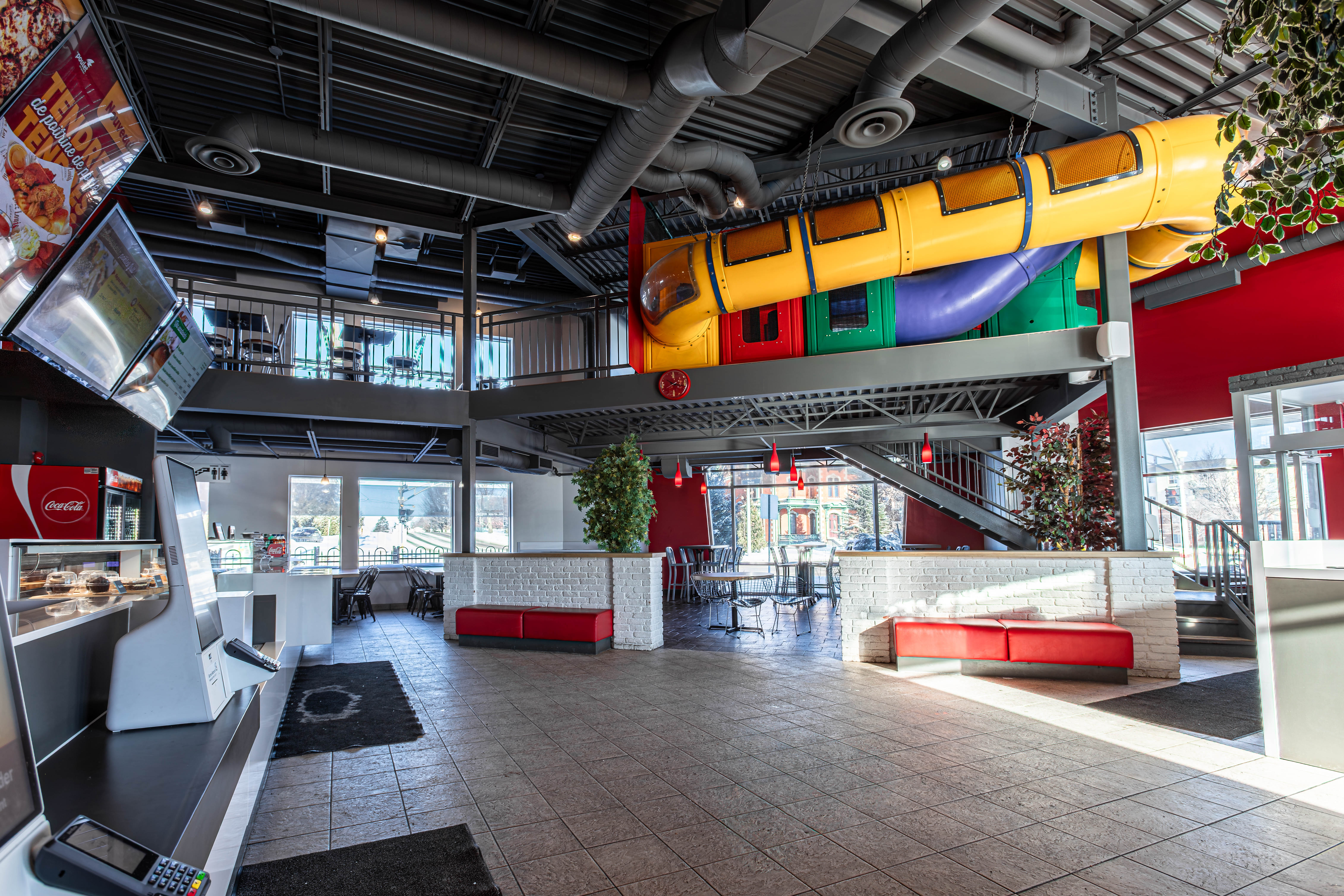 Immeuble commercial au cœur du centre-ville de Drummondville